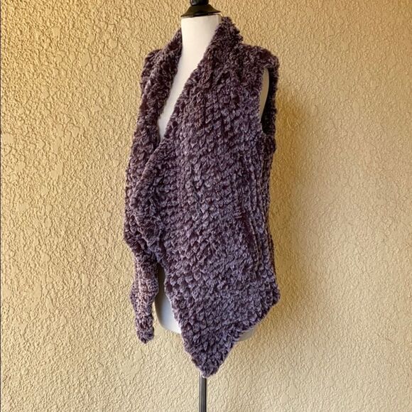 Love Token Faux Fur Waterfall Vest Purple Open Front w/ Pockets Women's Sz S NWT - Picture 8 of 12
